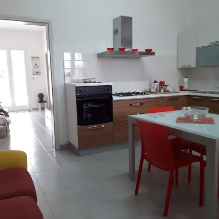 Dom wakacyjny Indipendente A Pochi Passi Dal Mare E Dal Centro Torre Lapillo