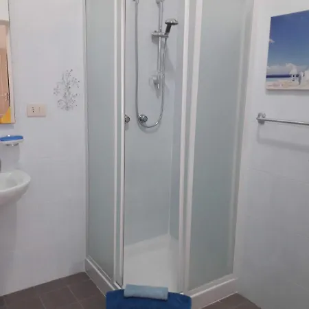 Indipendente A Pochi Passi Dal Mare E Dal Centro *