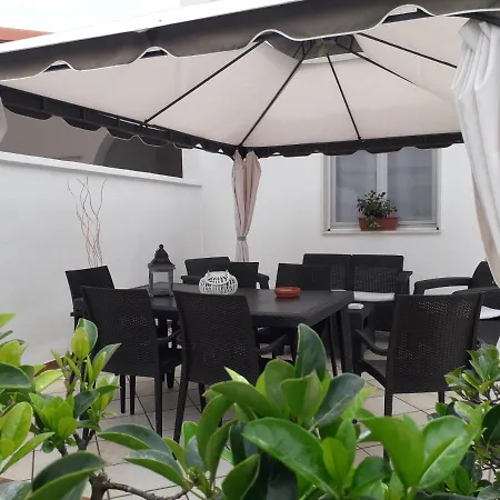 Indipendente A Pochi Passi Dal Mare E Dal Centro * Torre Lapillo