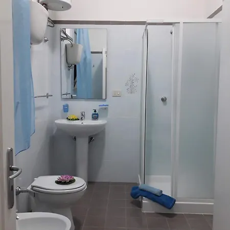 Indipendente A Pochi Passi Dal Mare E Dal Centro * Torre Lapillo
